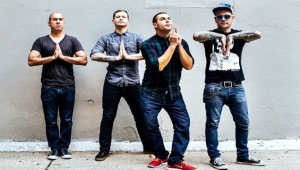 Image of Alien Ant Farm w/ Scarhaven